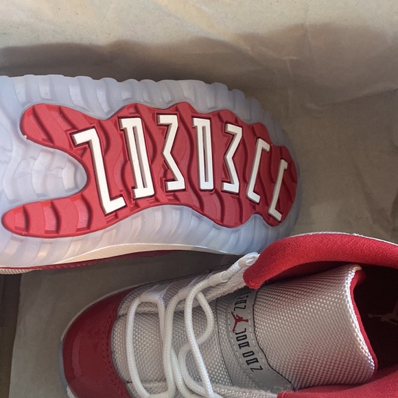Jordan 11s - Picture 2 of 3